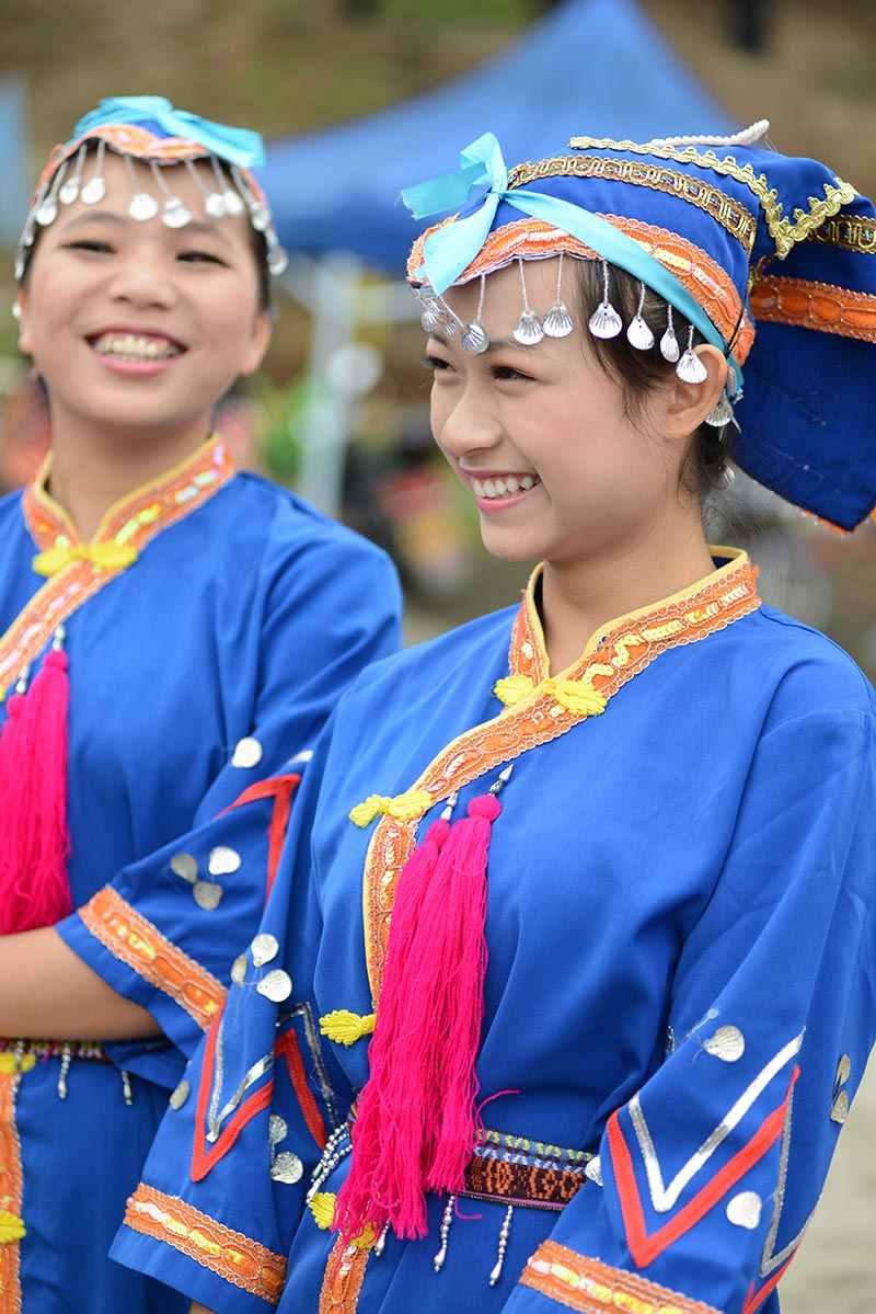 The Sanyuesan Festival of Li and Miao nationalities in Hainan (14)