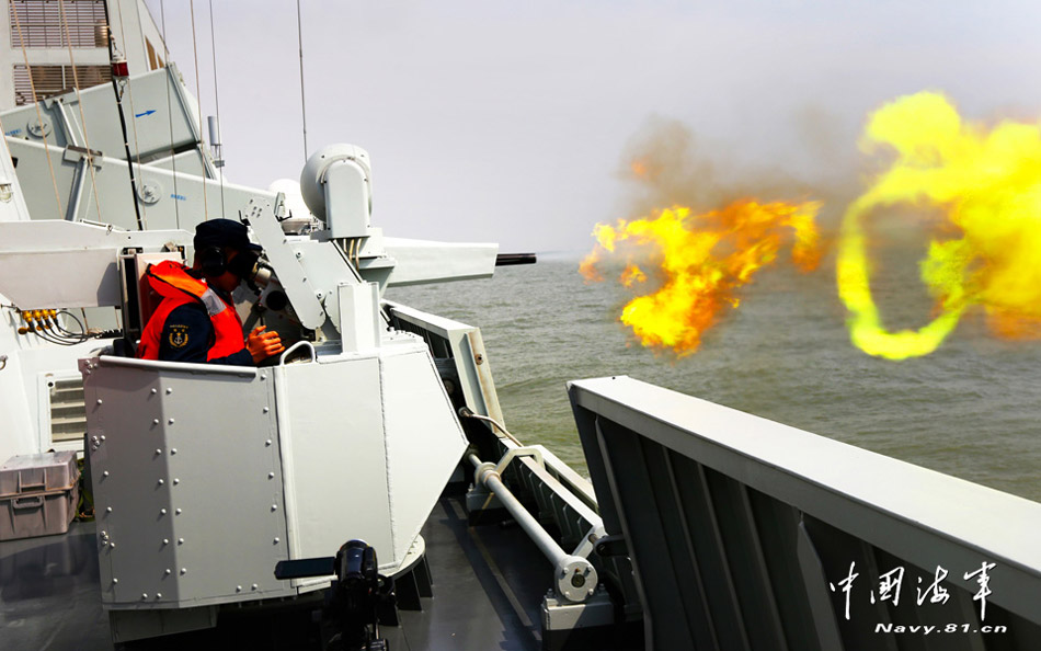 The "Bengbu" warship, China's first independently-developed new-generation guided missile frigate, conducted its first training in certain sea area of the East China Sea from April 8 to 12, after the "Bengbu" warship was officially commissioned to the Navy of the Chinese People's Liberation Army (PLA).(navy.81.cn/Wan Fusheng, Qu Shichen, Wu Gudong) 