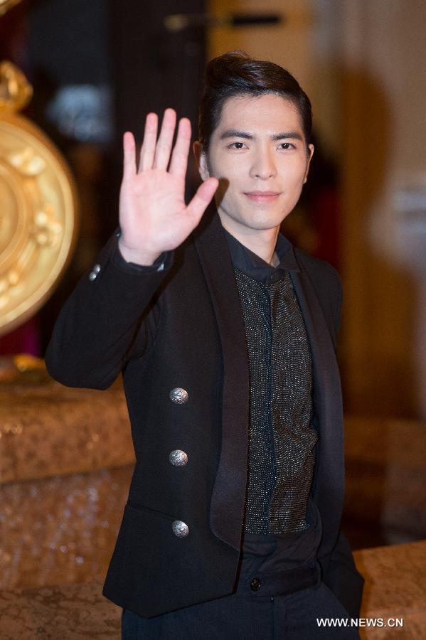 Singer Jam Hsiao attends the 17th China Music Awards (CMA) and Asian Influential Awards ceremony at Cotai Strip Cotai Arena in Macao, south China, April 18, 2013. (Xinhua/Cheong Kam Ka)