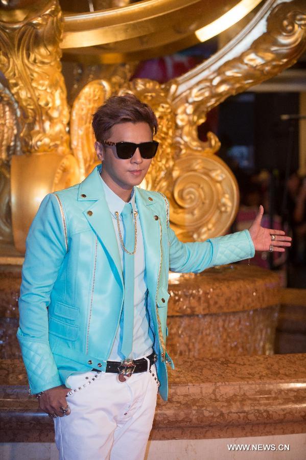 Singer Show Lo attends the 17th China Music Awards (CMA) and Asian Influential Awards ceremony at Cotai Strip Cotai Arena in Macao, south China, April 18, 2013. (Xinhua/Cheong Kam Ka)