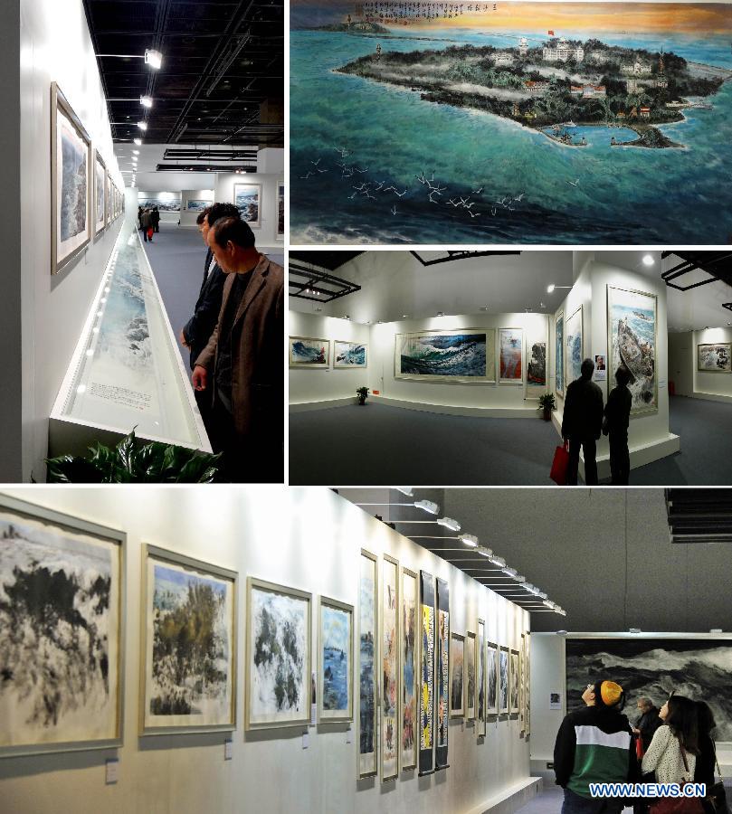 Combined photo taken on April 24, 2013 shows visitors watching paintings at an art exhibition themed on Chinese ocean in Beijing, capital of China. Over 130 pieces of artworks are on display. (Xinhua/Li Xin)