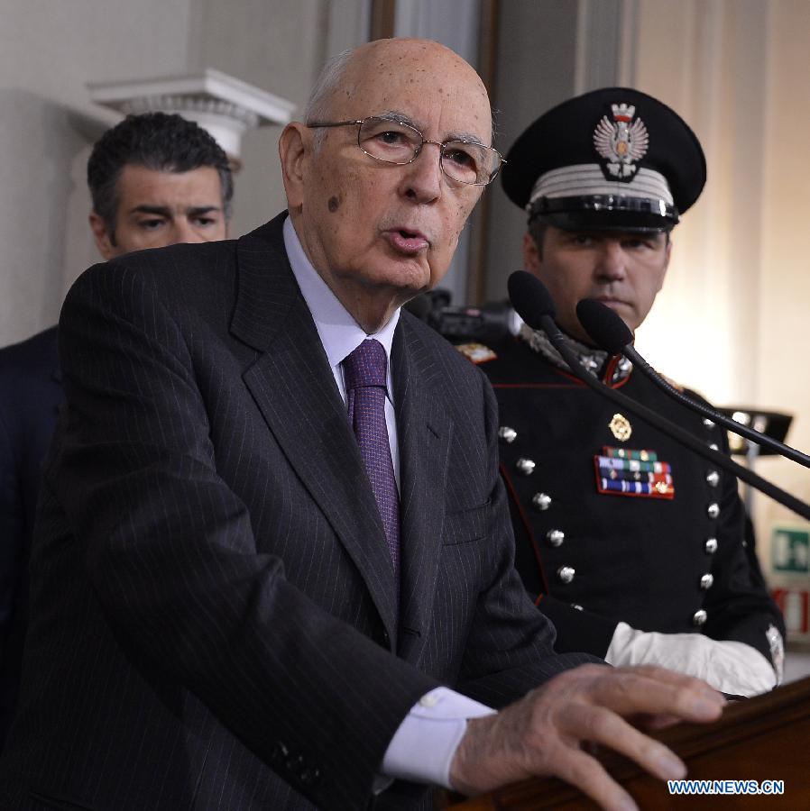 Italian President Giorgio Napolitano attends a press conference in Rome, Italy, April 24, 2013. Napolitano on Wednesday named the center-left Democratic Party (PD) Vice Secretary Enrico Letta to form a new government in a bid to end political stalemate. (Xinhua/Alberto lingria)