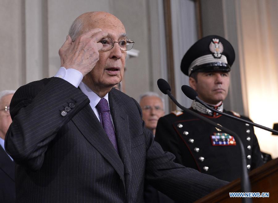 Italian President Giorgio Napolitano attends a press conference in Rome, Italy, April 24, 2013. Napolitano on Wednesday named the center-left Democratic Party (PD) Vice Secretary Enrico Letta to form a new government in a bid to end political stalemate. (Xinhua/Alberto lingria)