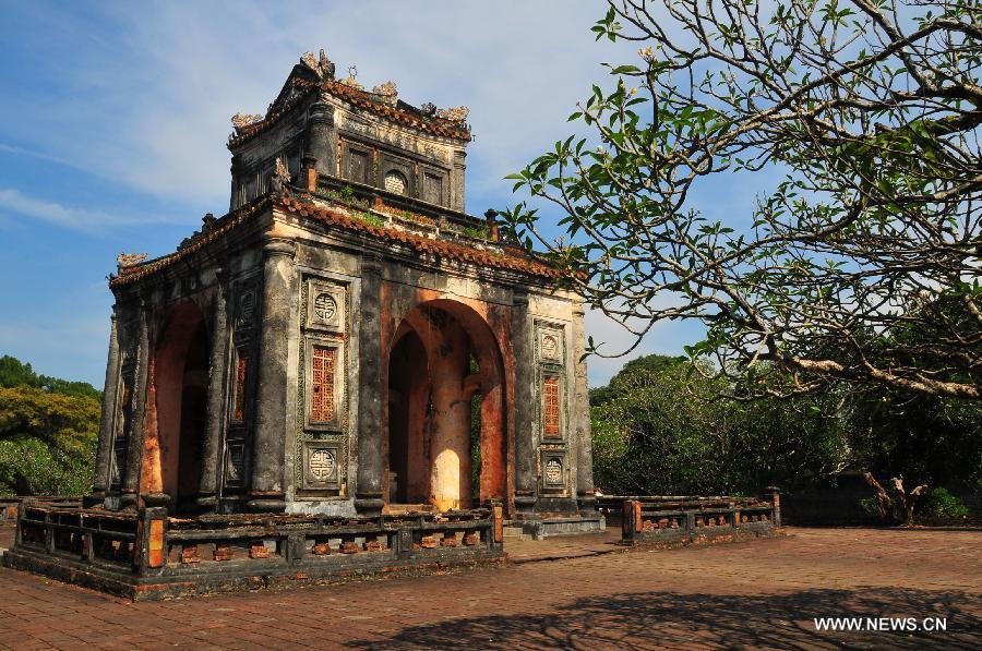 Photo taken on April 28, 2013 shows a mausoleum in Hue, a famous historic and cultural city in central Vietnam. Hue was the capital of Nguyen Dynasty, the country's last feudal dynasty. Hue was recognized by the United Nations Educational, Scientific and Cultural Organization as a World Heritage in 1993. (Xinhua/Zhang Jianhua) 