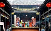 Jiangxi's local opera stage under state protection