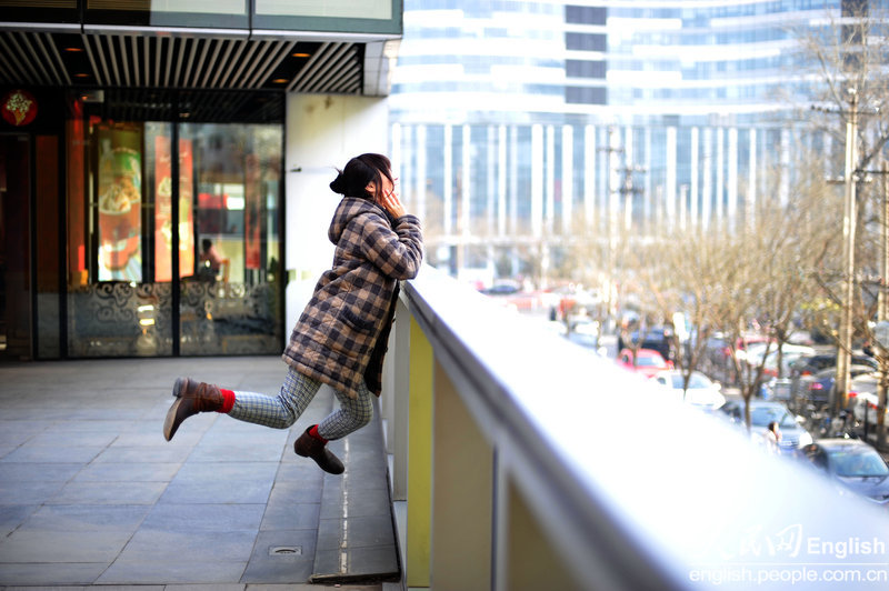 Levitating Beijinger. Photo Taken on March 23, 2013. (Photo/CFP)