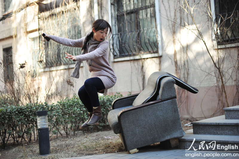 Levitating Beijinger. Photo Taken on March 23, 2013. (Photo/CFP)