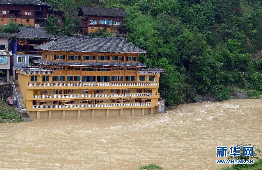 Heavy rain and hail hit most part of southwest China's Guizhou province on May 6 and 7, causing damages to roads, power facilities, homes and crops. (Photo/Xinhua)