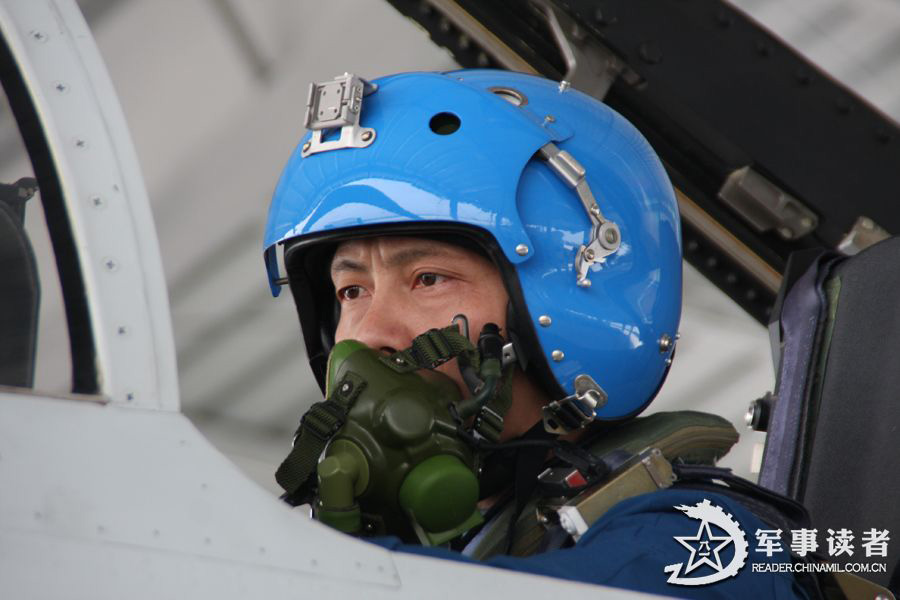 A flight regiment under the aviation force of the East Sea Fleet of the Navy of the Chinese People's Liberation Army (PLA) recently organized its fighters to conduct actual-combat training. (China Military Online/Cai Bo, Qian Xiaohu)