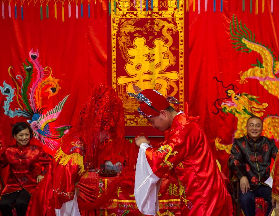 Chinese Wedding - Traditional Marriage Customs - China Local Tours