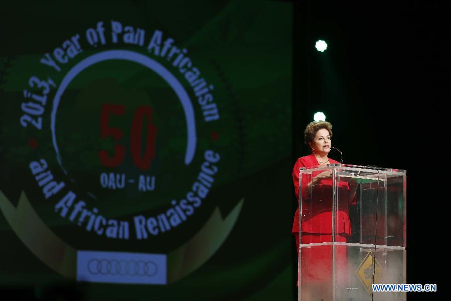 Brazilian President Dilma Vana Rousseff addresses the ceremony to mark the 50th anniversary of the founding of the African Union, in Addis Ababa, Ethiopia, on May 25, 2013. (Xinhua/Zhang Chen)