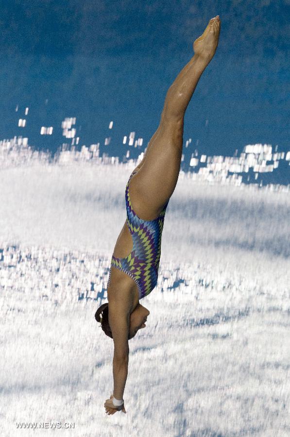 Carolina Mendoza of Mexico competes during women's individual 10m Platform semifinal at the International Swimming Federation (FINA) Diving World Series 2013, in Guadalajara, Jalisco, Mexico, on May 26, 2013. (Xinhua/Alejandro Ayala)