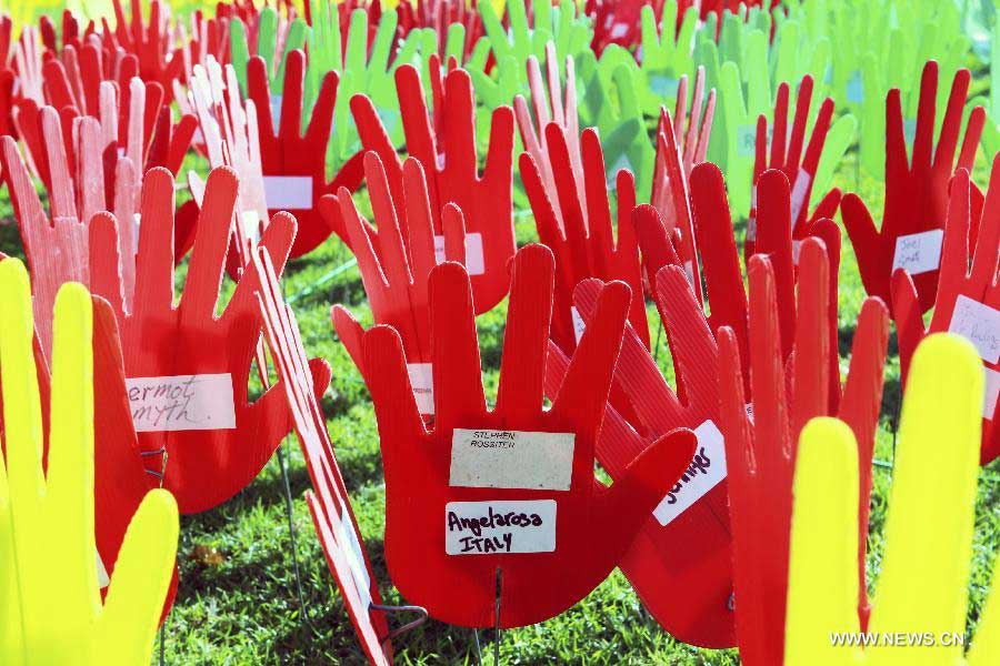 Photo taken on May 27, 2013, shows the large art work of "The Sea of Hands" during the Reconciliation Week 2013 in the University of Sydney, Australia. The first "Sea of Hands" was held on Oct. 12, 1997, in Australia's capital of Canberra. (Xinhua/Jin Linpeng) 