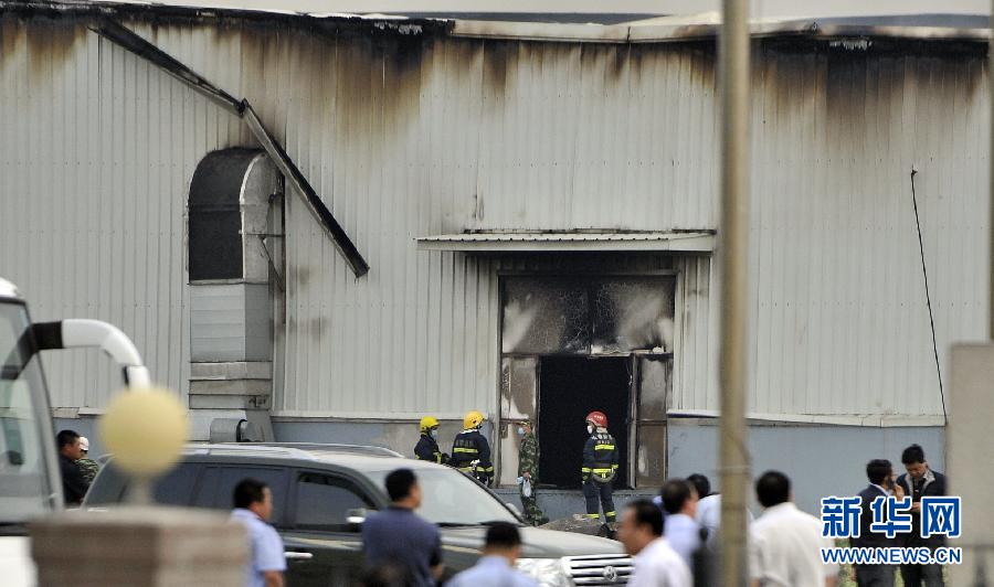 A fire broke out at around 6:06 am at a slaughterhouse owned by the Jilin Baoyuanfeng Poultry Company in Mishazi township of Dehui city, Northeast China's Jilin province, killing at least 61 people. (Xinhua/Wang Haofei)