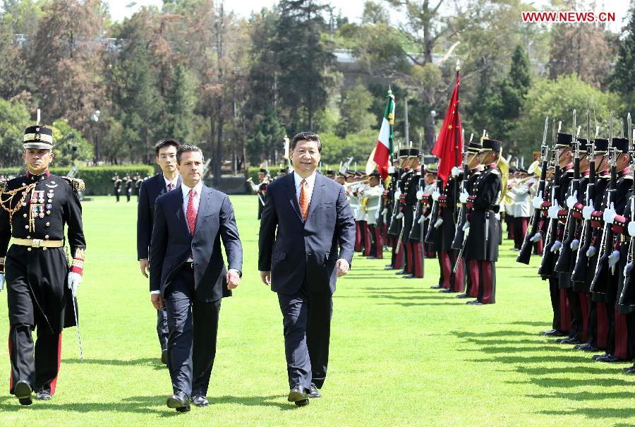 Chinese President Xi Jinping (3rd L) attends a welcoming ceremony held for him by Mexican President Enrique Pena Nieto (2nd L) in Mexico City, capital of Mexico, June 4, 2013. (Xinhua/Yao Dawei) 