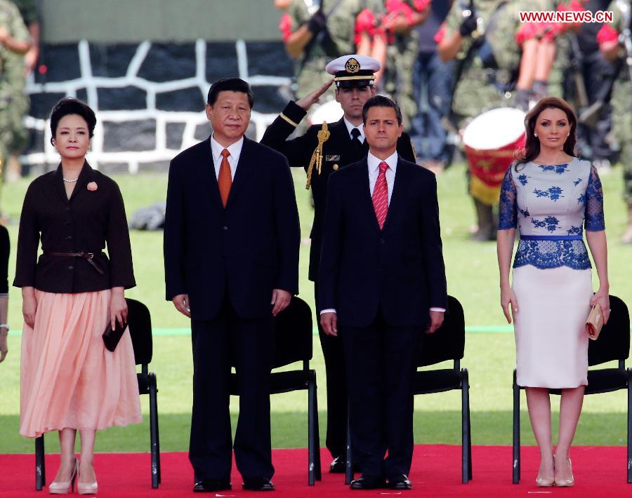 Chinese President Xi Jinping (2nd L) attends a welcoming ceremony held for him by Mexican President Enrique Pena Nieto (2nd R) in Mexico City, capital of Mexico, June 4, 2013. (Xinhua/Ding Lin)