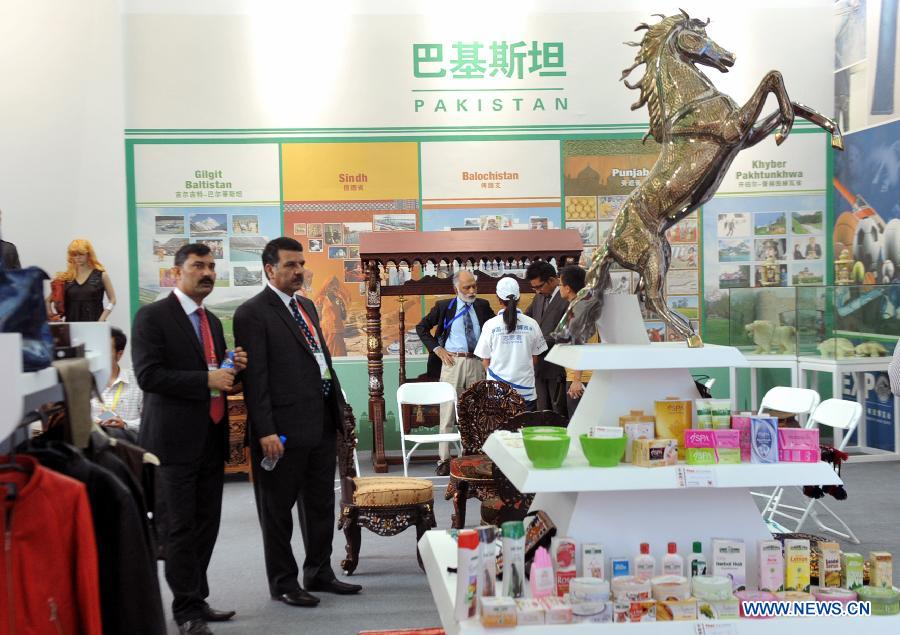 Pakistani commodities are displayed at the first China-South Asia Expo in Kunming, capital of southwest China's Yunnan Province, June 6, 2013. The five-day China-South Asia Expo opened here on Thursday, attracting over 1,400 exhibitors from Asian countries and regions. (Xinhua/Chen Haining)