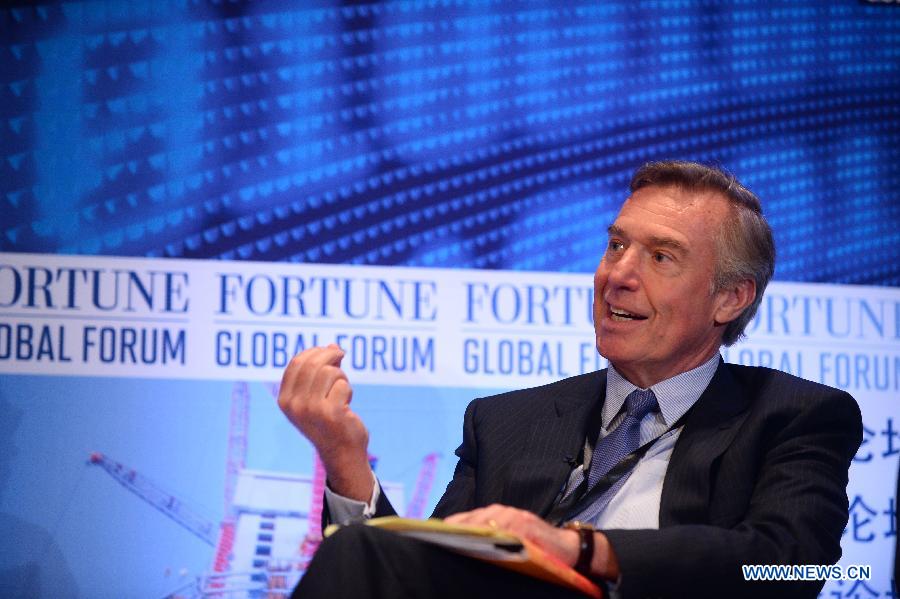 Ralph Schlosstein, president and CEO of Evercore Partners, speaks at the discussion "Global Investment Strategies in An Era of Risk" during the 2013 Fortune Global Forum in Chengdu, capital of southwest China's Sichuan Province, June 6, 2013. (Xinhua/Jin Liangkuai)