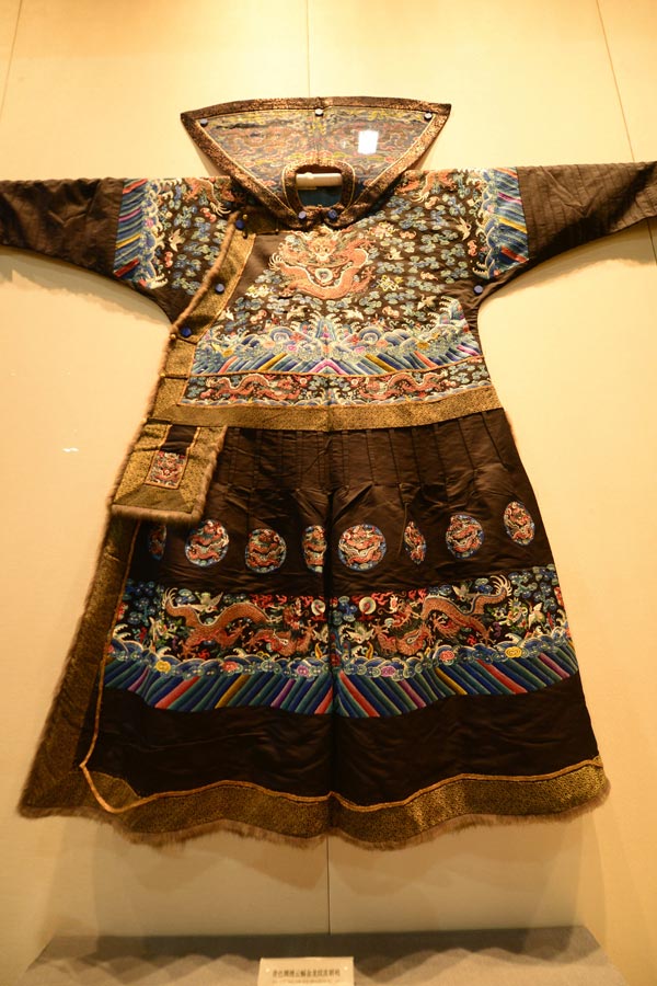 A court robe in Qing Dynasty (China Daily/Ju Chuanjiang)