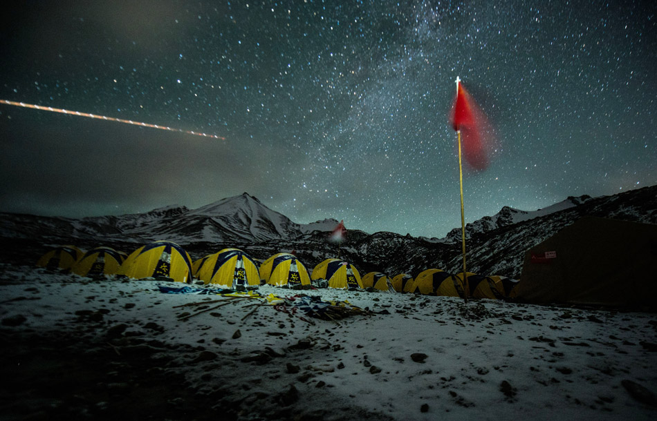 Photo taken on Jun. 2, 2013 shows the C1 camp of Gangshika Mountain in northwest China's Qinghai province. Asian Ski Mountaineering Exchange Conference was held in Gangshika Mountain. More than 90 ski enthusiasts have participated in the activity. (Xinhua/Wu Gang)