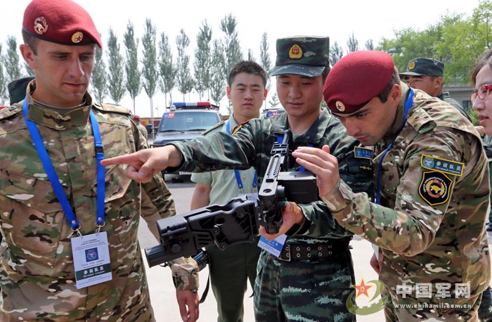 CPAPF, Russia’s Domestic Security Force start joint training. (Chinamil.com.cn/Qiao Tianfu)