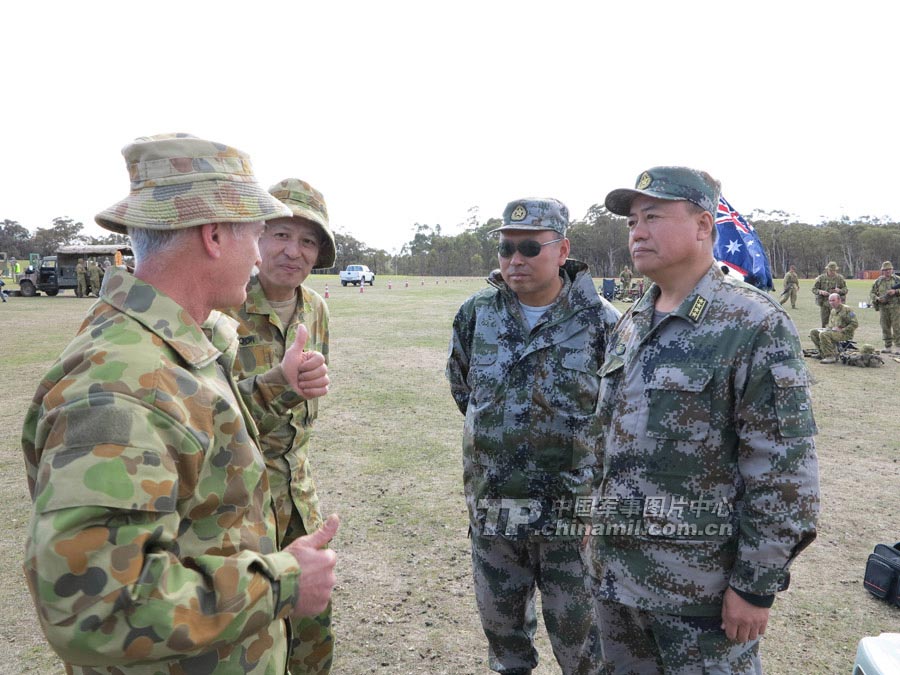 The shooting team of the Chinese People's Liberation Army (PLA) is participating in the 2013 Australian Army Skills at Arms Meeting (AASAM). (China Military Online/Zhang Kunping, Zhou Rui, Wen Chunhua, Liu Zhanqing) 