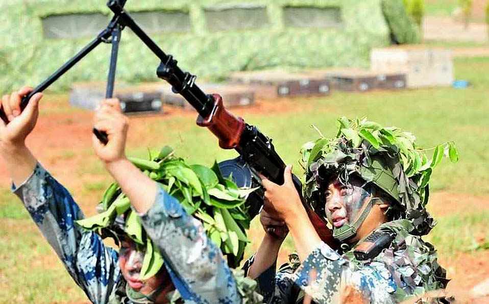 Ground-to-air missile brigade conducts emergency drill