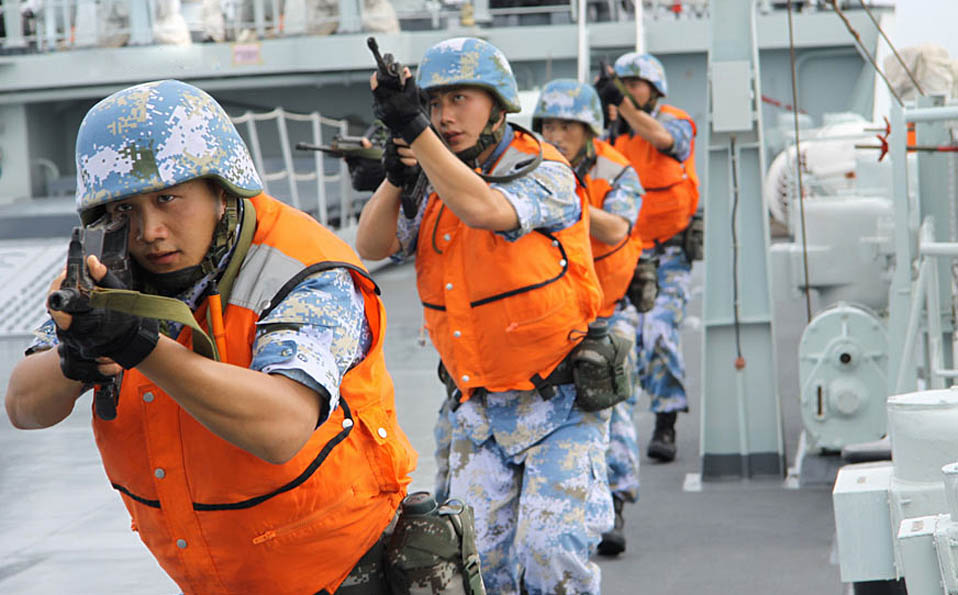 Special operation members have joint escorting training
