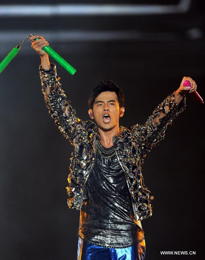 Taiwan singer Jay Chou performs during his concert in Wuhan, capital of central China's Hubei Province, June 29, 2013. (Xinhua) 