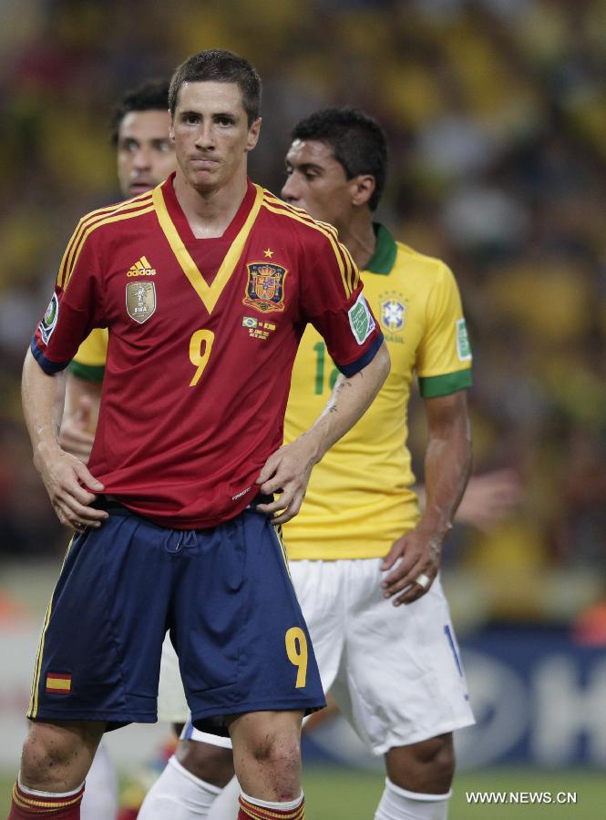 Spain's Fernando Torres reacts during the final of the FIFA's Confederations Cup Brazil 2013 match against Brazil, held at Maracana Stadium, in Rio de Janeiro, Brazil, on June 30, 2013. (Xinhua/Guillermo Arias)