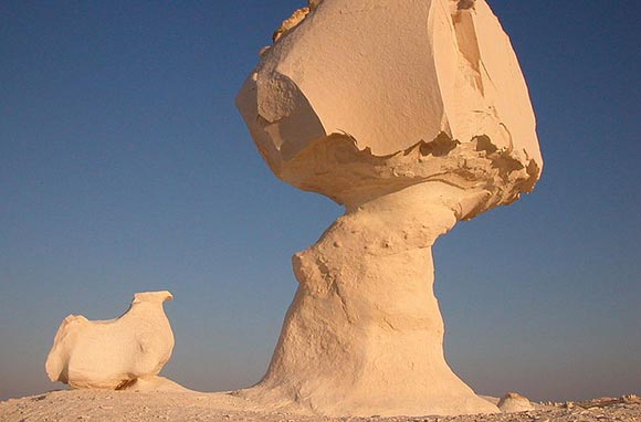 White Desert, Egypt. (Photo: huanqiu.com)