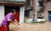 Rainstorms sweep Tongliang County of Chongqing 
