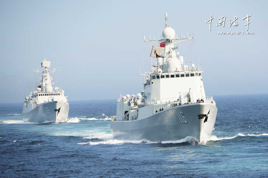 The Chinese naval taskforce to participate in the China-Russia "Joint Sea-2013" joint naval drills conducts confrontation training in complex electromagnetic environment in a sea area of the Sea of Japan on July 3, 2013. (China Military Online/Qian Xiaohu, Sun Yang) 