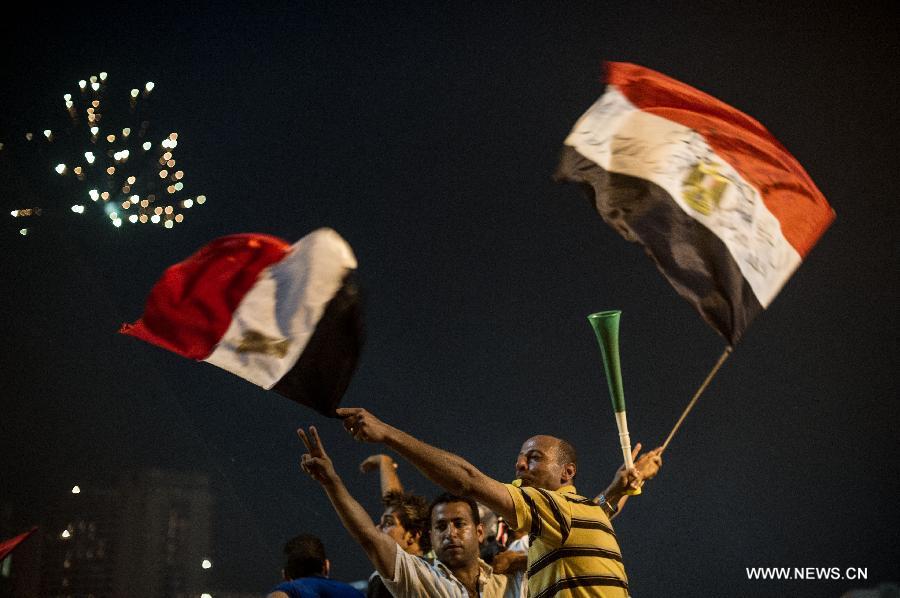 Egypt army topples president, announces transition