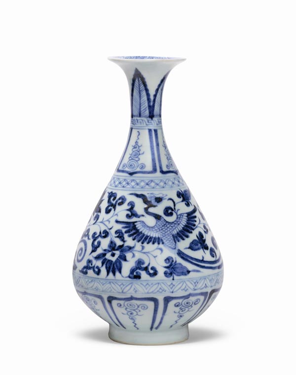 A vase from the Yuan Dynasty (1271-1368), 25.2 cm high. (China Daily)