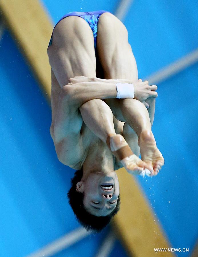 Lin Jin of China competes during the final of men's 1m Springboard diving at the 27th Summer Universiade in Kazan, Russia, July 8, 2013. Lin Jin won the gold medal with 429.05. (Xinhua/Li Ying)