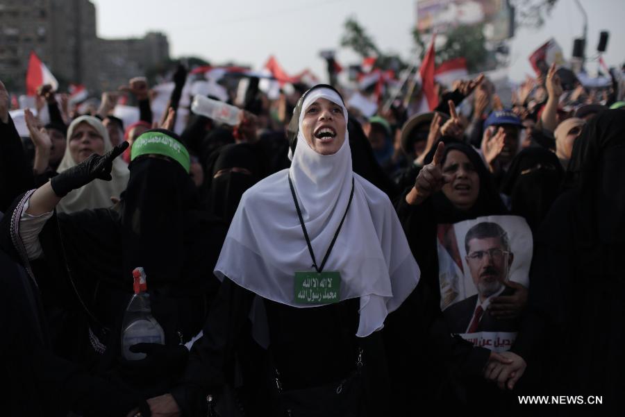 Opponents of Morsi prepare to pray funeral prayers