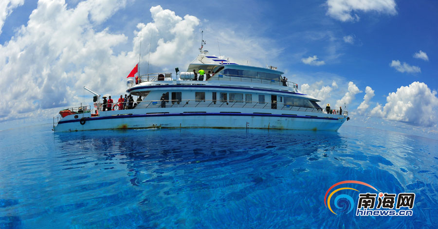 The first phase of the dock on Yongxing Island, a seat of Sansha City, in south China's Hainan Province, was put into use on July 18. (Source: hinews.com/Li Qingfang)