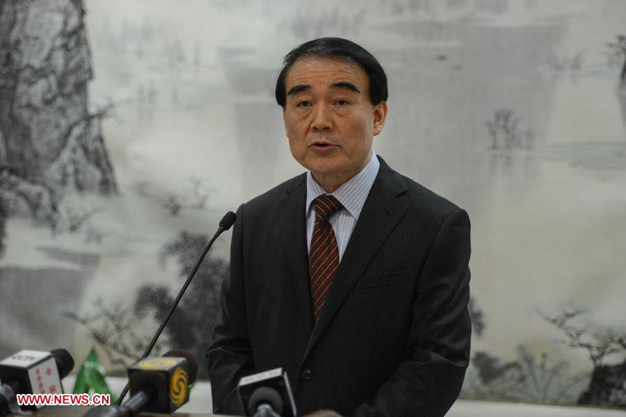 Chinese Permanent Representative to the United Nations Li Baodong speaks during his farewell reception at the Chinese Permanent Mission to the UN, in New York, on July 22, 2013. The cooperation between China and the United Nations has scored new achievements over the past three years, Li Baodong said here Monday. (Xinhua/Niu Xiaolei)