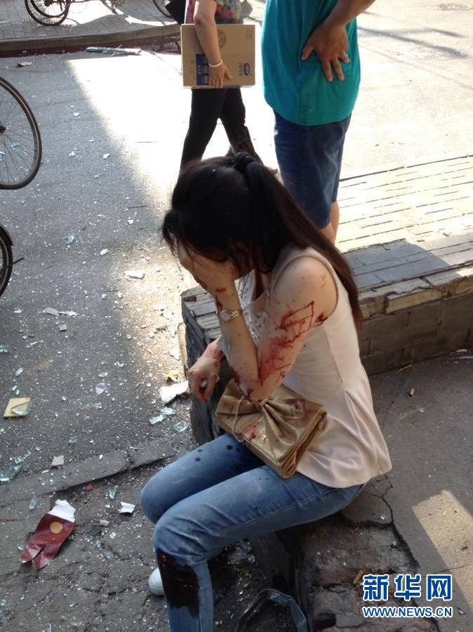 Eight people were injured in a gas explosion at a bakery Wednesday morning in downtown Beijing, local fire department confirmed. The explosion occurred at 7:33 a.m. in a Golden Phoenix Bakery store on Guangming Road, Dongcheng District. (Photo/Xinhua)