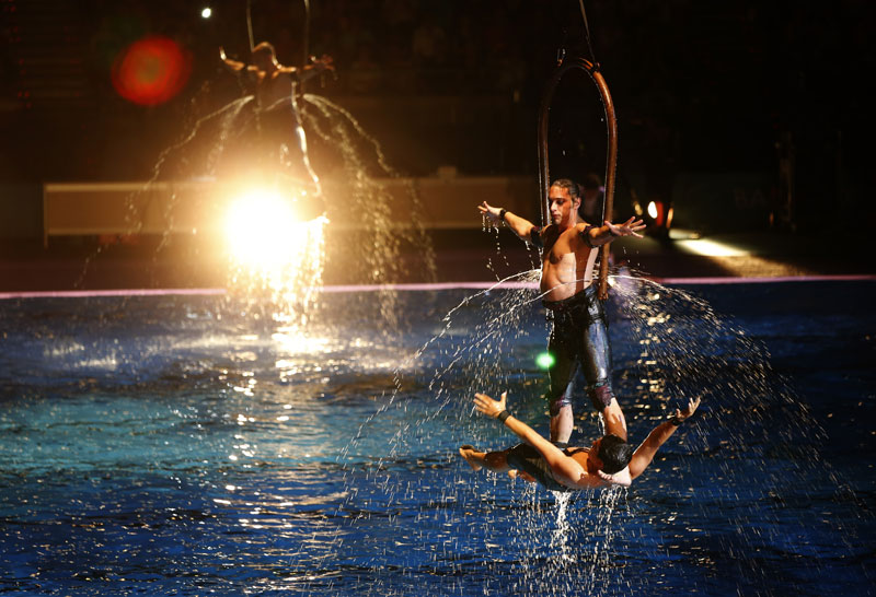 Actors perform during the Opening Ceremony of the 15th FINA World Championships at Palau Sant Jordi in Barcelona, Spain on July 19, 2013. (Photo/Osports)