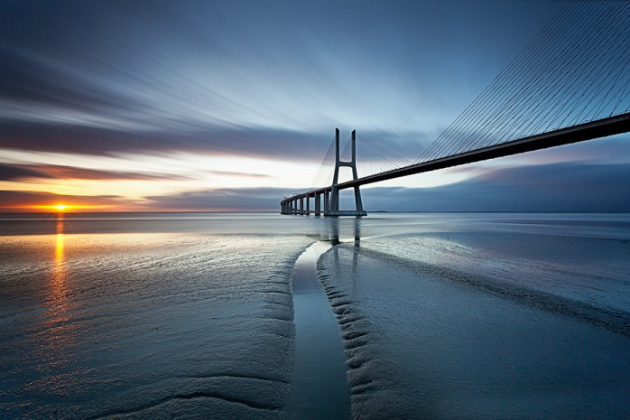 Vasco da Gama Bridge: Lisbon, Portugal (Huanqiu.com)