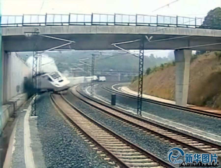 MADRID, July 25 (Xinhua) -- Once established that the primary cause of the Santiago de Compostela train disaster which has claimed 80 lives and left around 100 injured in north-west Spain was an excess of velocity, focus is turning as how such a train could go into a corner with a speed limit of 80 km/h at a speed of around 190 km/h.