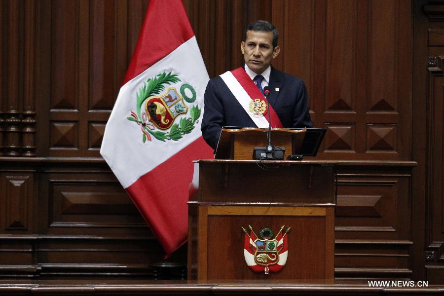Image provided by Peru's Presidency shows Peruvian President Ollanta Humala delivering a speech in the National Congress, in Lima, Peru, July 28, 2013. President Humala took part in the activities for the 192nd anniversary of the Peru's Independence. (Xinhua/Peru's Presidency)