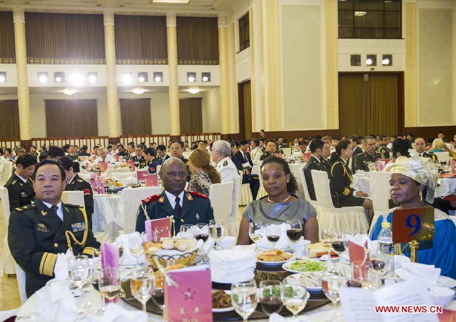 A reception is held by China's Ministry of Defense to celebrate the 86th anniversary of the establishment of the People's Liberation Army (PLA) at the Great Hall of the People in Beijing, capital of China, July 31, 2013. (Xinhua/Wang Ye) 