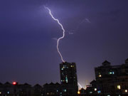 Lightning strikes over sky in C China's Wuhan