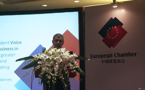 Davide Cucino, president of the European Union Chamber of Commerce in China, speaks at the presentation of European Business in China Position Paper 2013/14 in Beijing on Sept. 5. (People's Daily Online/ Wang Xin)