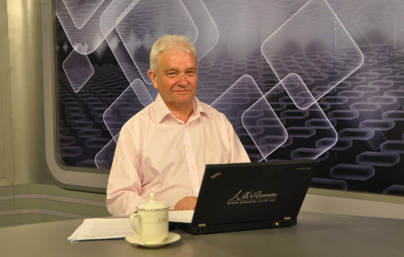 President of Royal Society Paul Nurse visits People’s Daily Online