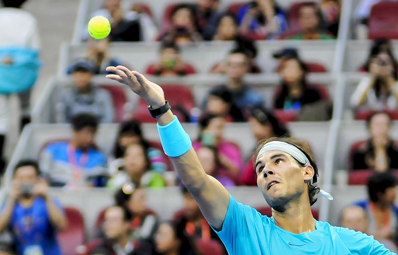 World No. 2 Rafa Nadal serves in the first round of the China Open tennis tournament. (Li Zhenyu/People's Daily Online)