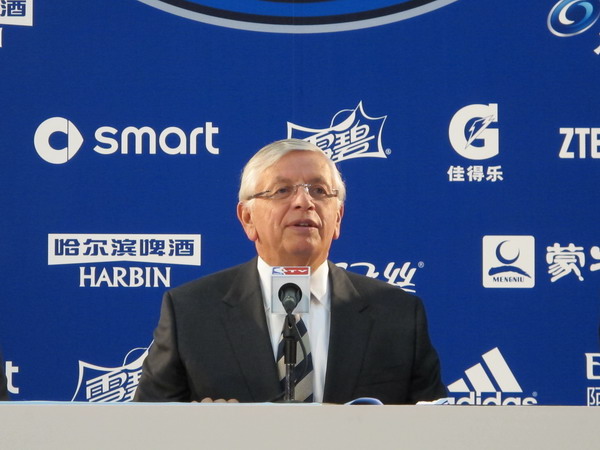 NBA Commissioner David Stern speaks during a press conference on launching the first-ever NBA-Yao School in Beijing on Tuesday. The school will provide provide after-school basketball training and fitness programs for boys and girls up to age 16 at all skill levels. (chinadaily.com.cn/Yan Weijue)